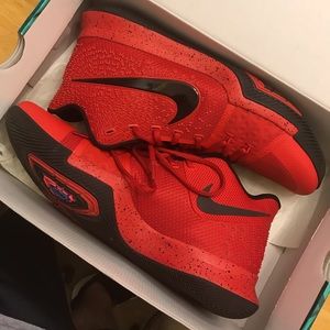 Kyrie 3